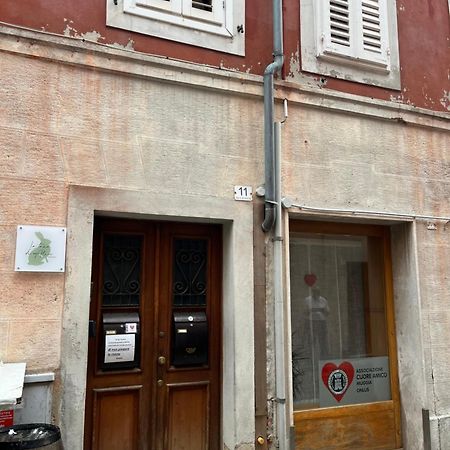Apartmán La Tana Di Alice Múggia Exteriér fotografie